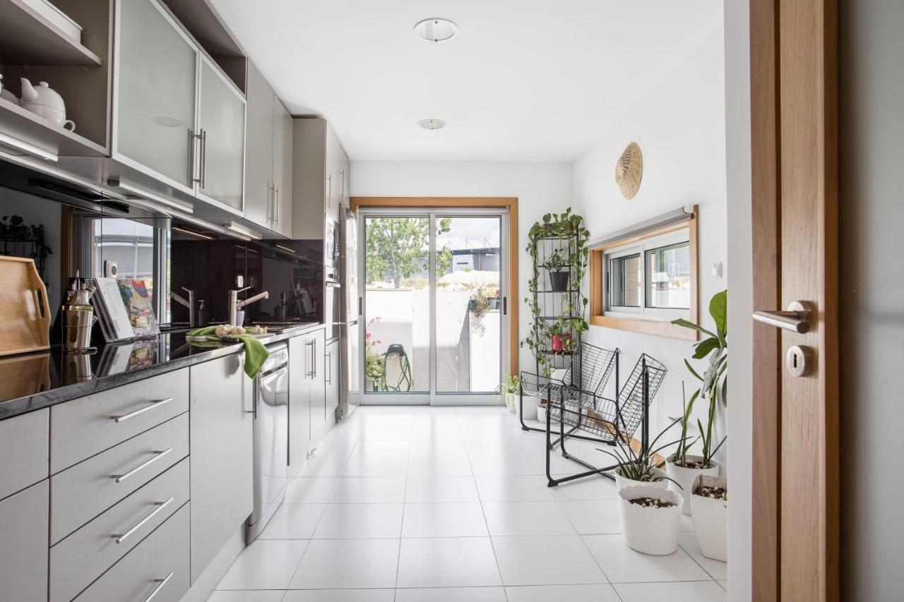 Apartmán Joivy Sleek House Balcony & 2 Terraces In Porto Maía Exteriér fotografie